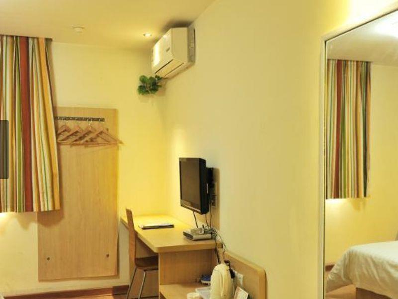 7 Days Inn Chengdu East Railway Station West Squar 외부 사진